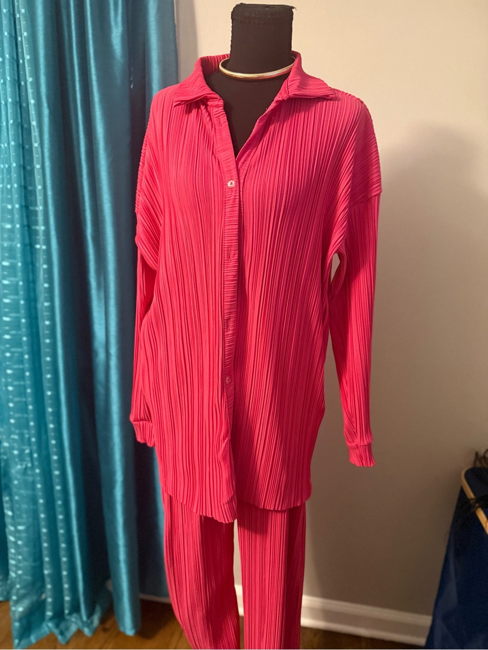 Boohoo Hot Pink Pleated Shirt & Pant Set